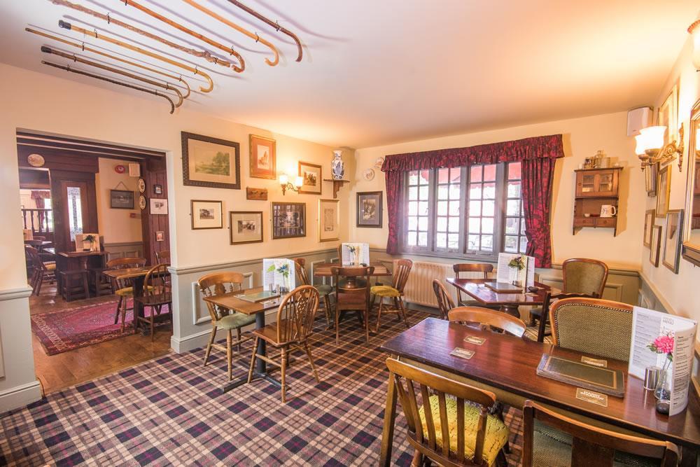 The Burley Inn Екстериор снимка